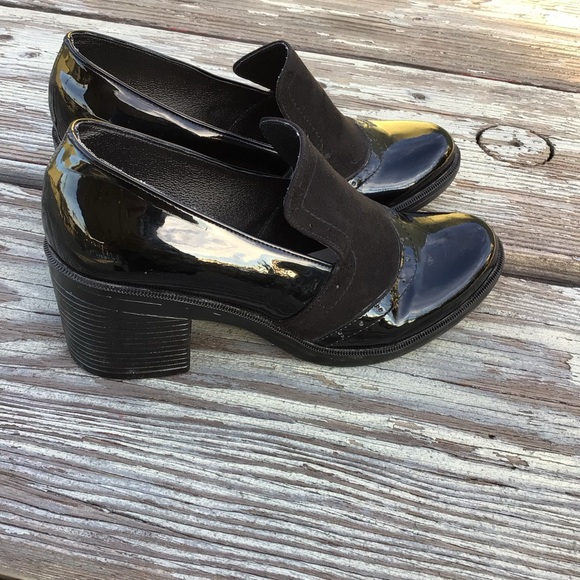 Shoes - Women’s Black Patent Leather Bloke Heels